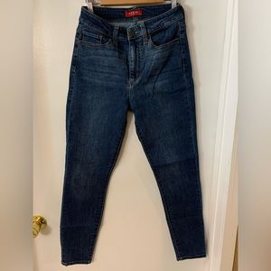 Guess skinny ankle jeans.